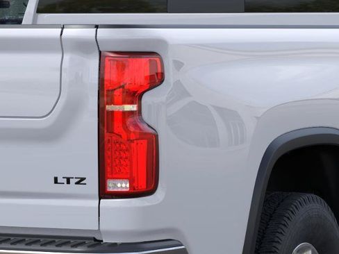 New 2026 Chevrolet Silverado 2500 LTZ w/ LTZ Convenience Package AWD/4WD image 35