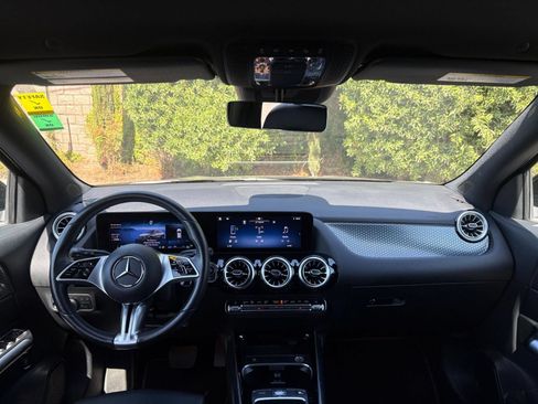 Used 2025 Mercedes-Benz GLA 250 image 34