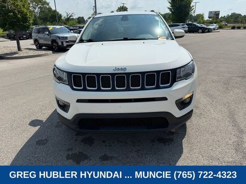 Used 2018 Jeep Compass Latitude AWD/4WD image 6