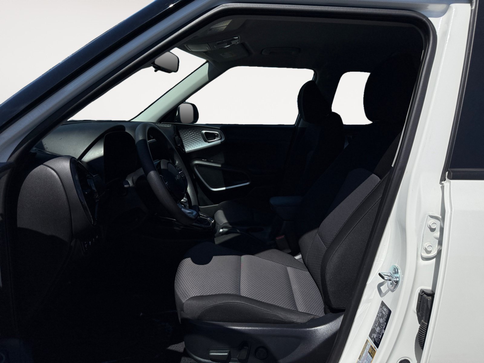 Used 2025 Kia Soul S FWD image 10