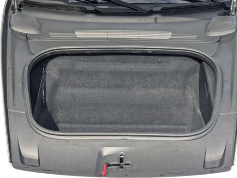 Certified 2024 Porsche 911 Carrera 4 GTS image 24