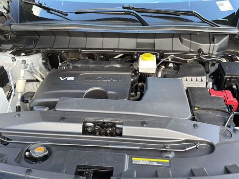 Used 2023 Nissan Pathfinder Platinum FWD image 37