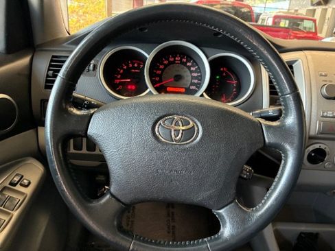 Used 2007 Toyota Tacoma PreRunner RWD image 17