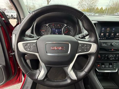 Used 2020 GMC Terrain SLE w/ Driver Convenience Package image 16
