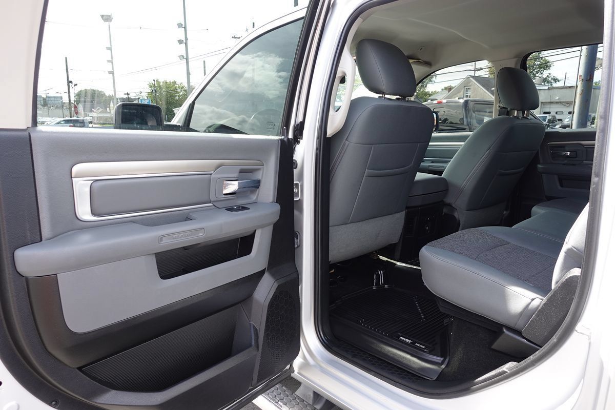 Used 2017 RAM 1500 Big Horn AWD/4WD image 23