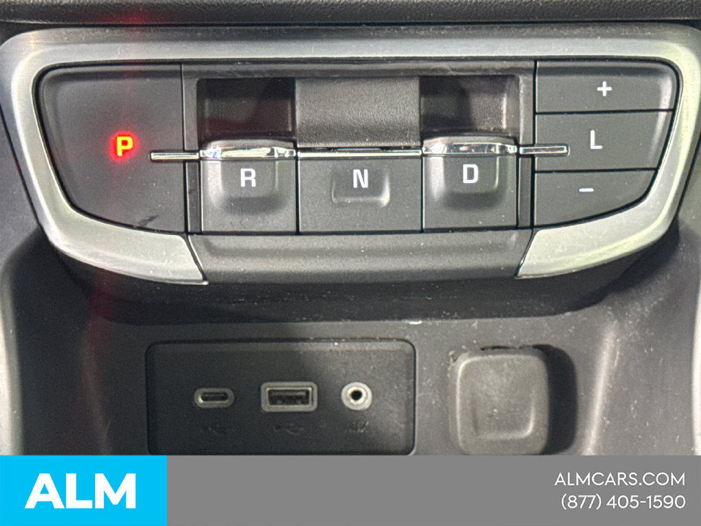 Used 2024 GMC Terrain SLE AWD/4WD image 33
