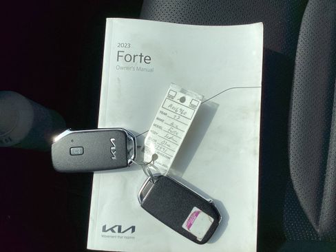 Used 2023 Kia Forte GT-Line w/ GT-Line Premium Package image 20