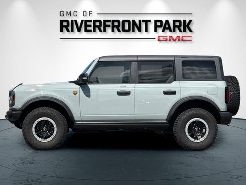 Used 2023 Ford Bronco Badlands AWD/4WD image 6