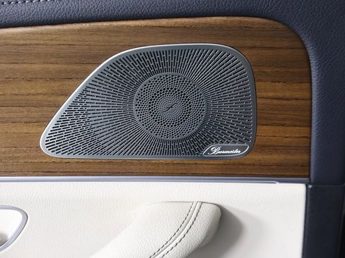 Used 2023 Mercedes-Benz GLS 450 4MATIC w/ AMG Line Exterior image 42