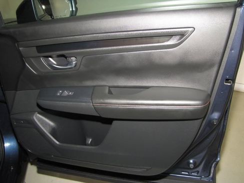 Certified 2025 Honda CR-V Sport-L image 21