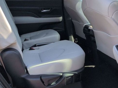 New 2026 Toyota Grand Highlander XLE image 27