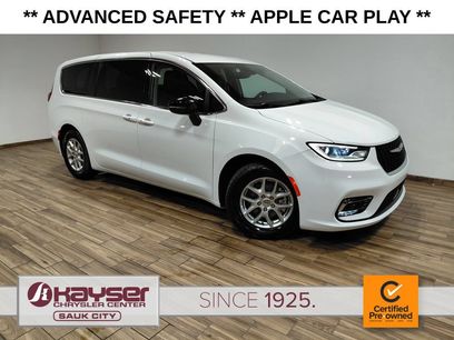 Certified 2024 Chrysler Pacifica Touring-L