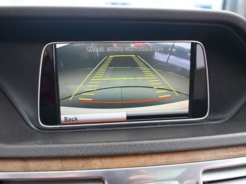 Used 2014 Mercedes-Benz E 350 Sedan image 19