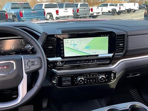 New 2026 GMC Sierra 2500 SLE w/ Preferred Package image 7