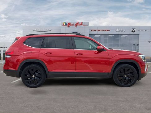Used 2024 Volkswagen Atlas SE FWD image 6