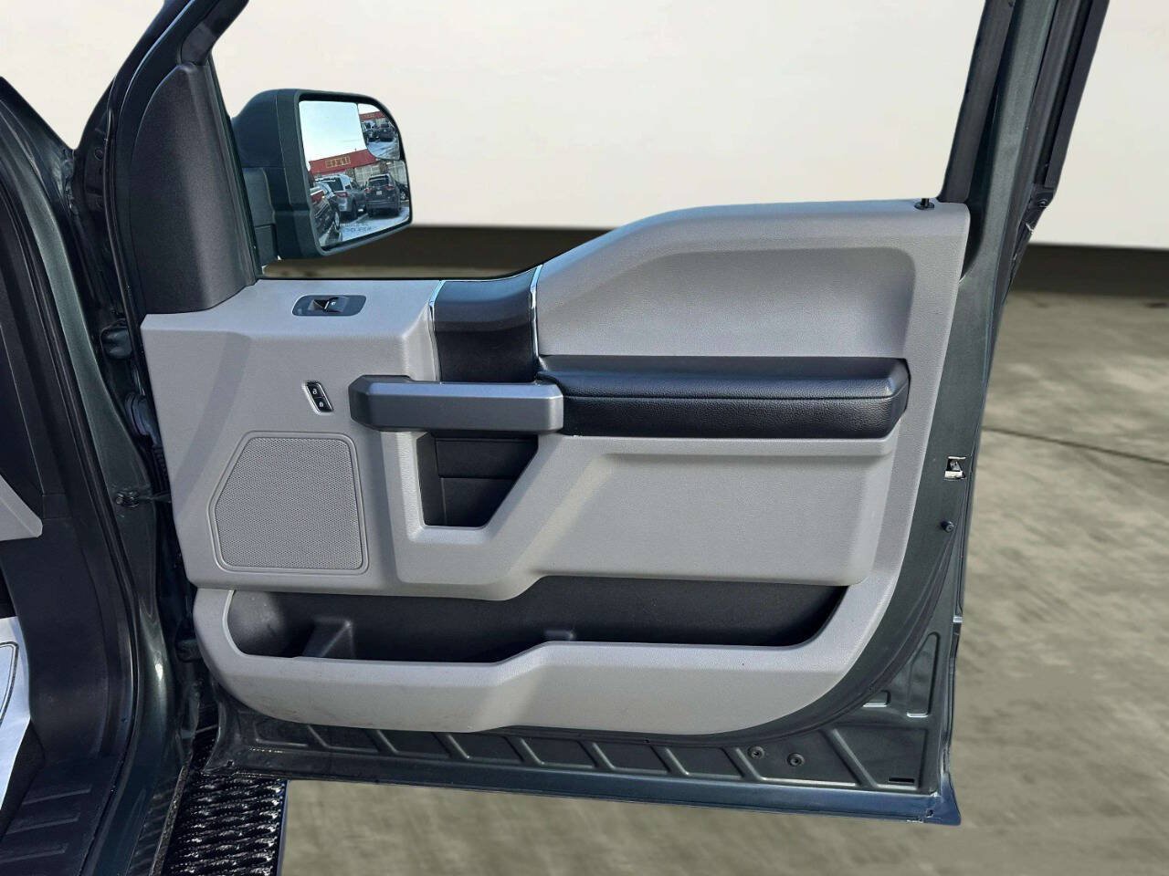 Used 2018 Ford F150 XLT AWD/4WD image 21