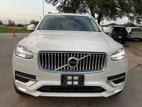 Certified 2024 Volvo XC90 B5 Core AWD/4WD image 2