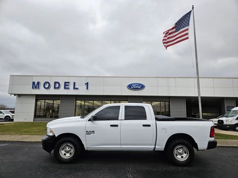 Used 2019 RAM 1500 Tradesman AWD/4WD image 1