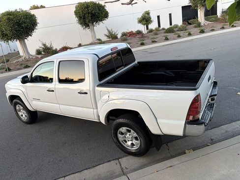 Used 2008 Toyota Tacoma PreRunner RWD image 11