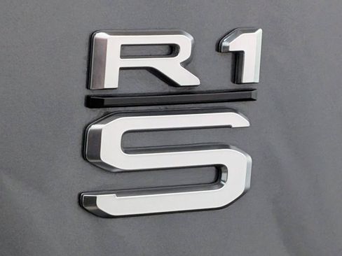 Used 2025 Rivian R1S Adventure AWD/4WD image 13