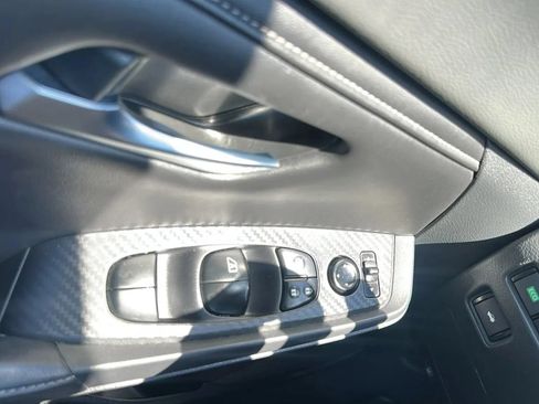 Used 2020 Nissan Sentra SV FWD image 17