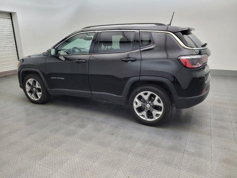 Used 2018 Jeep Compass Limited w/ Navigation Group FWD image 3