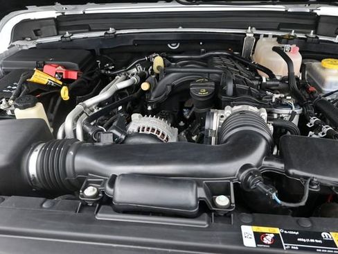 Used 2022 Jeep Wrangler Unlimited Sport AWD/4WD image 22