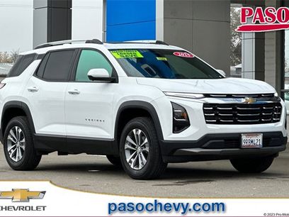 Used 2025 Chevrolet Equinox LT w/ Convenience Package II