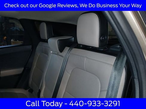 Certified 2020 Ford Escape Titanium AWD/4WD image 33