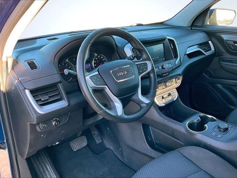 Used 2023 GMC Terrain SLE w/ Driver Convenience Package image 15