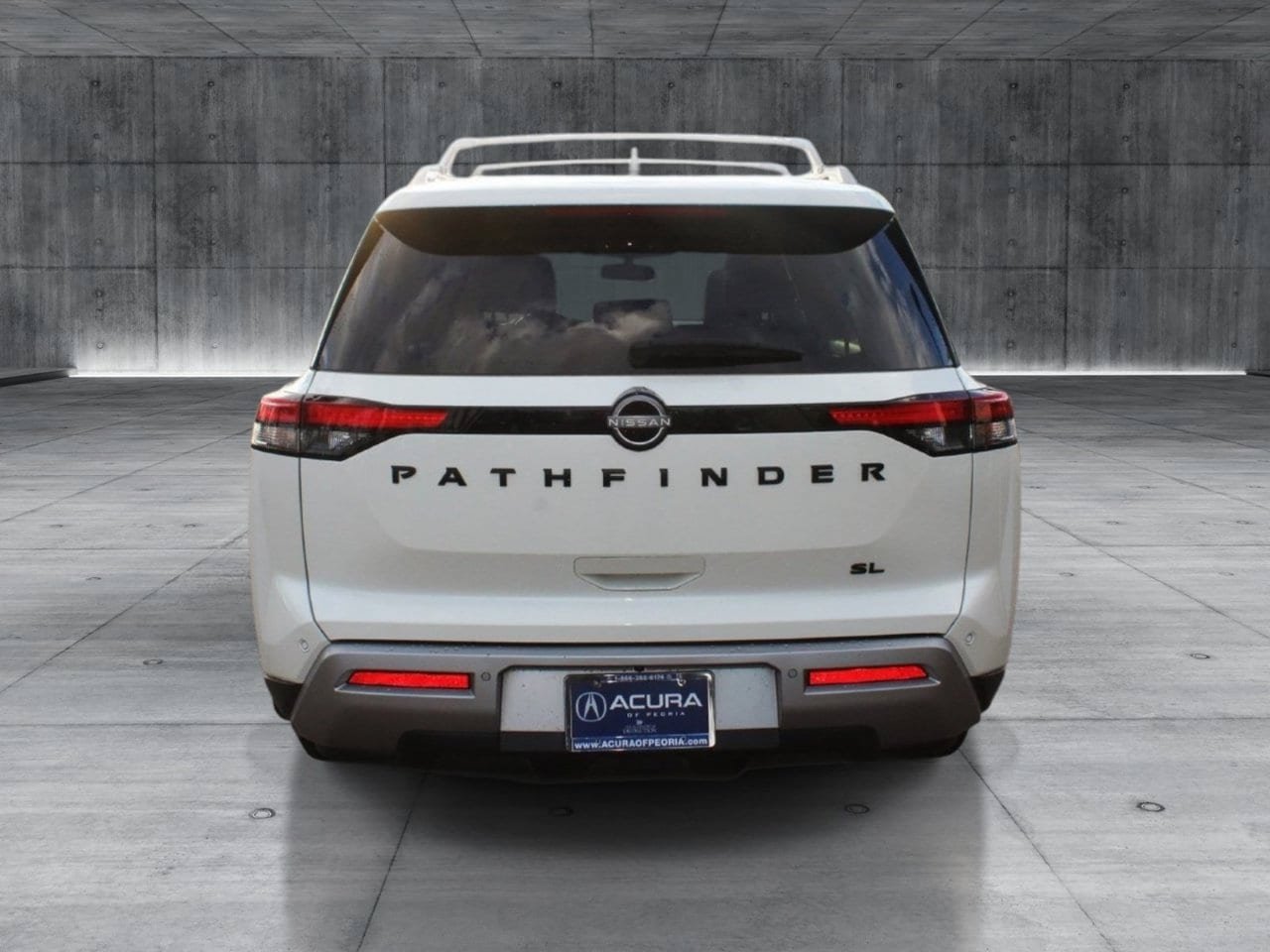Used 2022 Nissan Pathfinder SL w/ SL Black Package FWD image 4