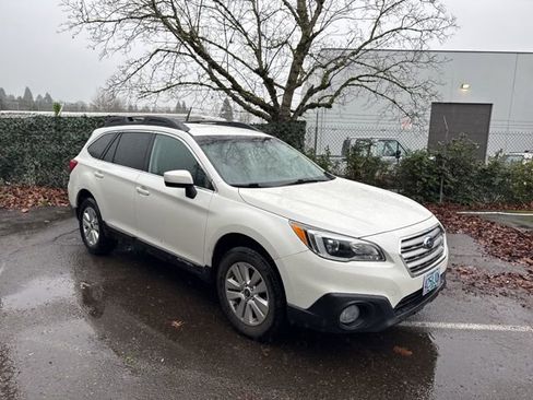 Used 2015 Subaru Outback 2.5i Premium image 1