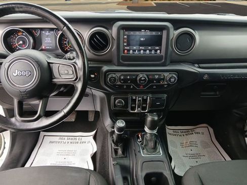 Used 2023 Jeep Wrangler Unlimited Sport AWD/4WD image 11
