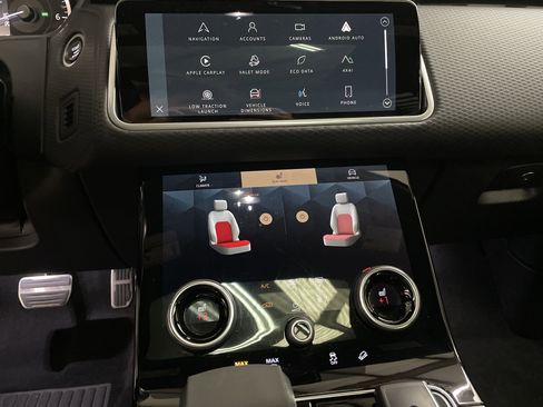 Used 2022 Land Rover Range Rover Velar R-Dynamic S image 14