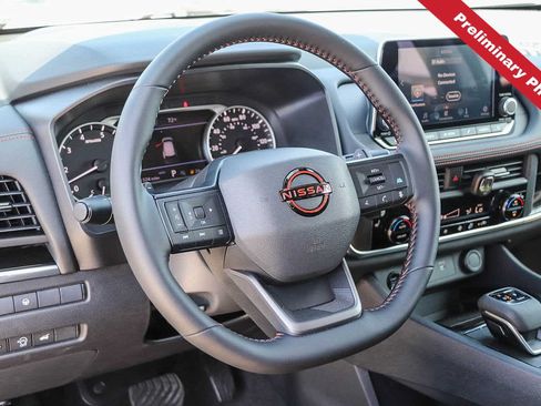 Used 2026 Nissan Rogue SV AWD/4WD image 16