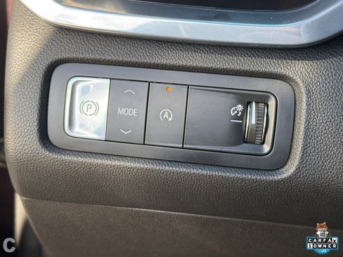 Certified 2024 GMC Acadia Elevation w/ Luxury Package image 30