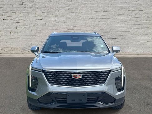 Used 2025 Cadillac XT4 Premium Luxury FWD image 7