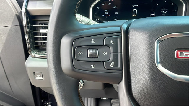 Used 2024 GMC Sierra 3500 AT4 w/ AT4 Premium Plus Package AWD/4WD image 28