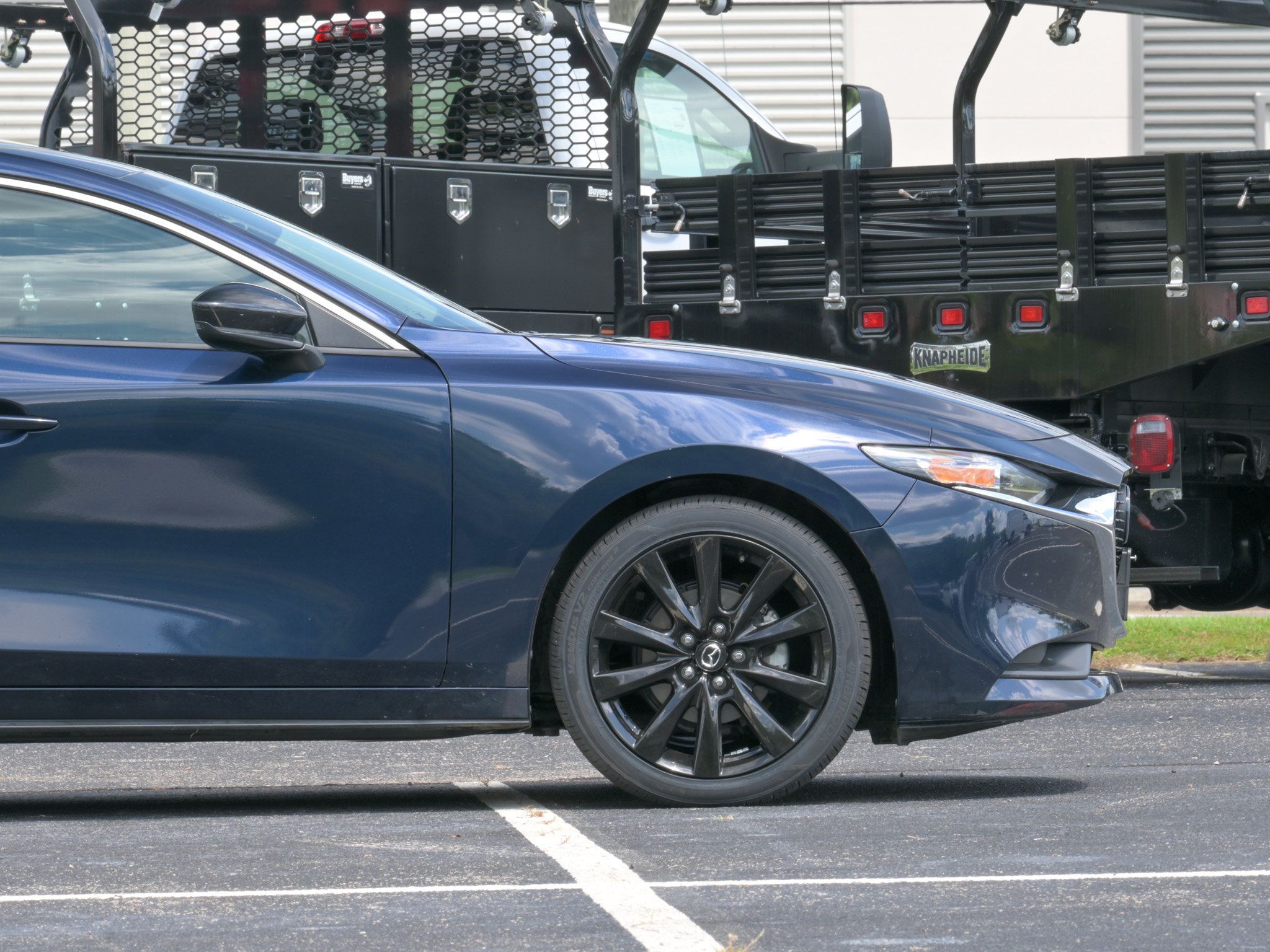 Used 2024 MAZDA MAZDA3 s FWD image 6