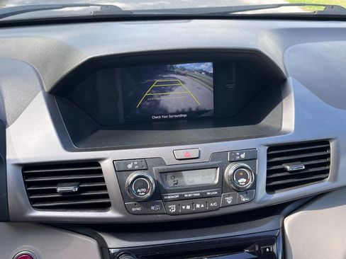 Used 2015 Honda Odyssey EX-L image 30