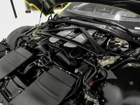 Used 2023 Aston Martin V12 Vantage image 43