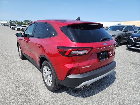 Used 2025 Ford Escape Active image 10