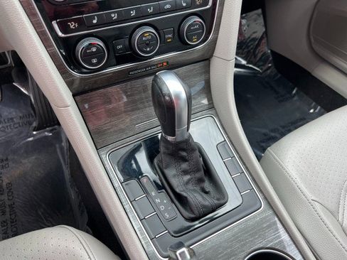 Used 2016 Volkswagen Passat 1.8T SE w/ Lighting Package (P06) image 20