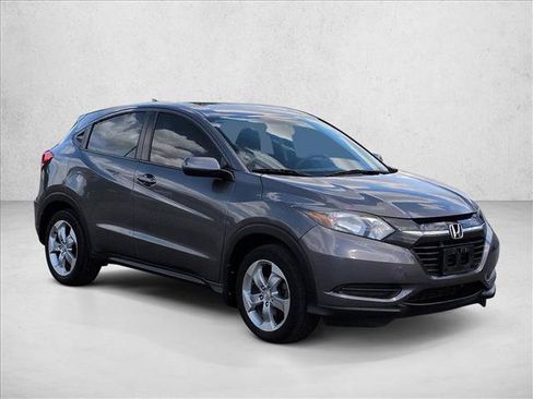 Used 2016 Honda HR-V LX image 2