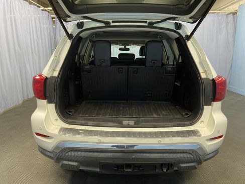 Used 2017 Nissan Pathfinder Platinum w/ Midnight Edition Package image 33