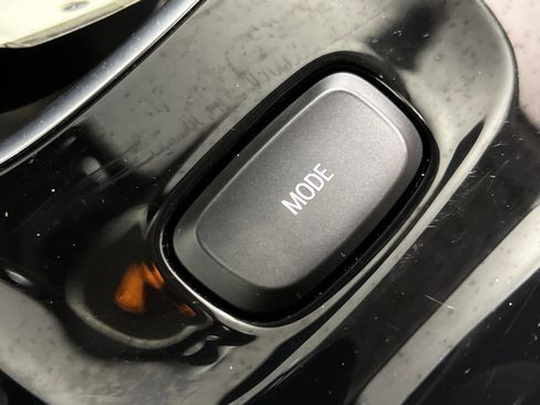 Used 2023 Buick Envision Essence image 32