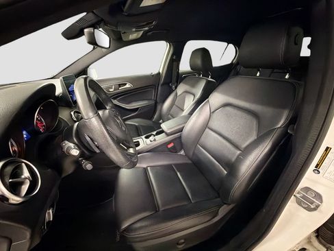 Certified 2020 Mercedes-Benz GLA 250 image 5