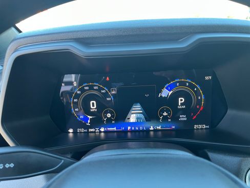 Used 2024 Chevrolet Colorado Trail Boss w/ Advanced Trailering Package image 10