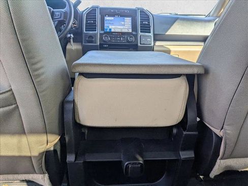 Used 2016 Ford F150 XLT w/ Equipment Group 302A Luxury image 17