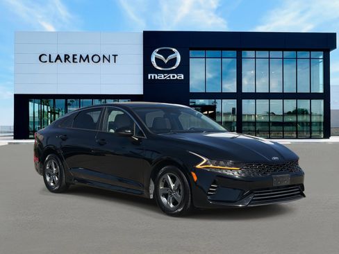 Used 2021 Kia K5 LXS image 1